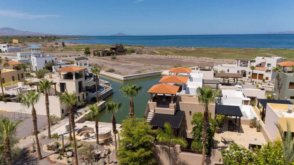 Luxury Real Estate for Sale in Viva Cabo