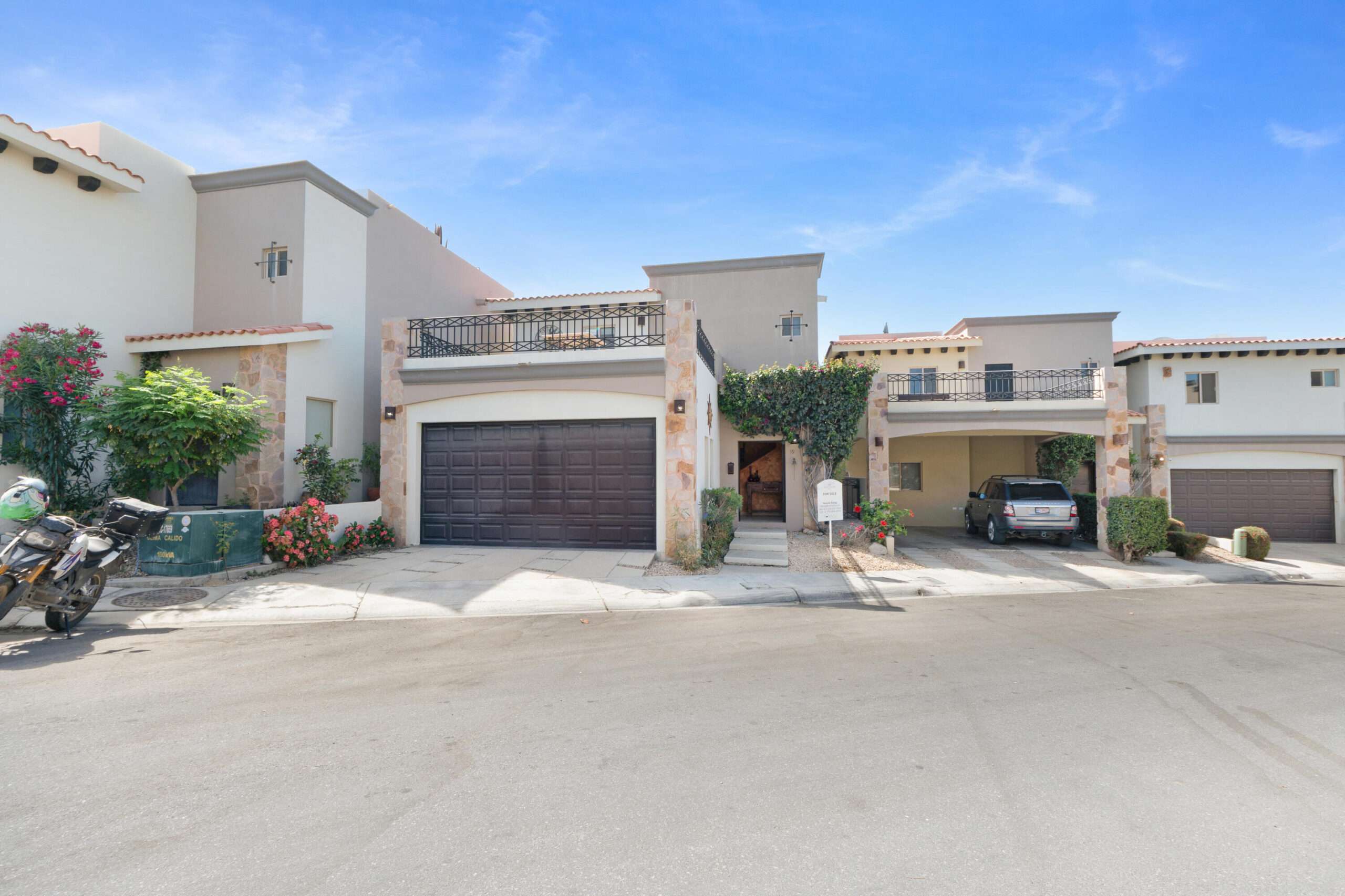 Los Cabos Terranova Beautiful turnkey two-story corner home located in the gated community of Terranova Residencial. The main level offers an inviting living and dining area, a kitchen with granite countertops and pantry. Also a flex room ideal as a guest bedroom or home office.The second level features three bedrooms, including a spacious primary suite with walk-in closet, bathtub, and double vanity, plus two additional bedrooms connected by a Jack-and-Jill bathroom.Enjoy a private backyard with an 80 mΒ² garden, swimming pool, and BBQ area, perfect for entertaining. The rooftop terrace with pergola and BBQ area offers beautiful sunset for sale