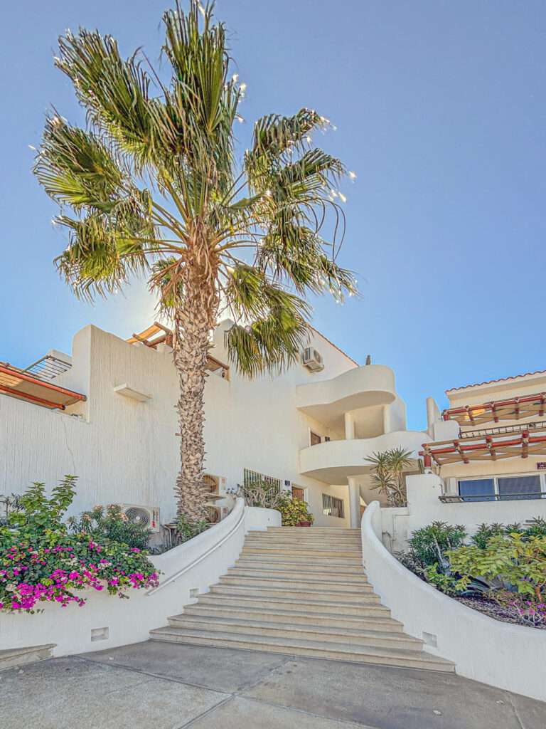 Los Cabos Casa Nima The crown jewel of Casa Nima, this extraordinary penthouse is the only one on its floor, offering absolute privacy with private elevator access and no neighboring units. Designed entirely on one level, it features 4 bedrooms and 4 full bathrooms, where refined living meets effortless flow.The open-concept living area extends onto a generous terrace, framing breathtaking – 226 Paseo De Los Misiones, San Jose del Cabo, BS