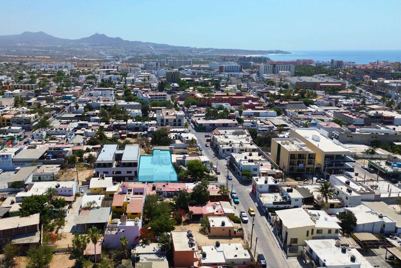 Los Cabos Residencial La Jolla Casa Devine is a luxurious, turnkey, fully-furnished, for sale