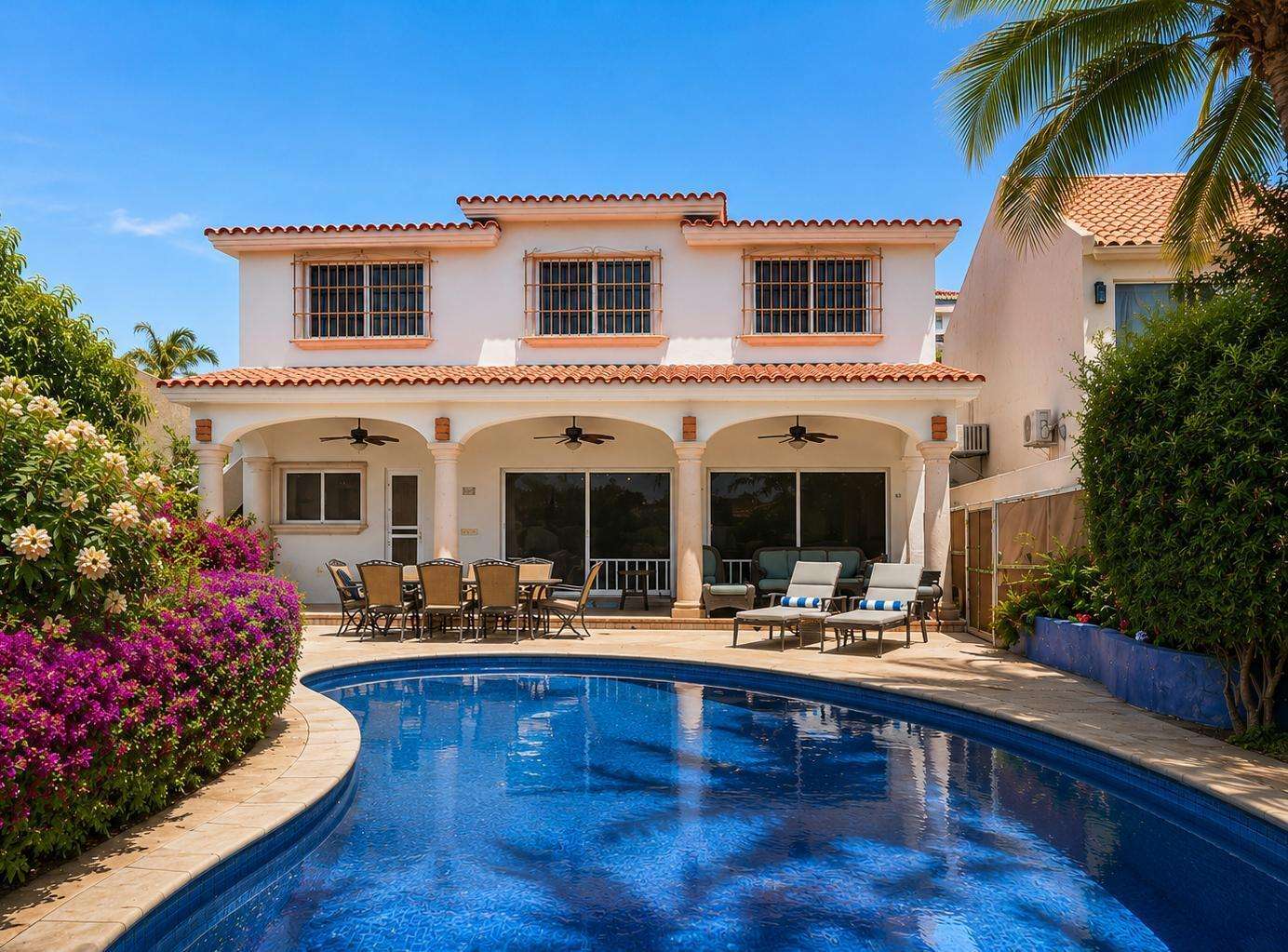 Los Cabos Rancho Par-El Cielito Hot sale! Priced to sell Modern Tuscan Townhome in El CielitoLocated atop Rancho ParaΓso, this beautiful 3 bedroom, 3 bathroom corner unit offers privacy, and tranquility. Enjoy stunning ocean for sale