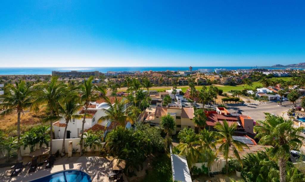 Los Cabos Marea Los Cabos Amazing 2 bedroom, 1.5 bath in the heart of Cabo, walking distance to the main beach and marina. All you need at a few steps. Great rental income property. – Alegranza A 402, San Jose del Cabo, San Jose del Cabo, BS