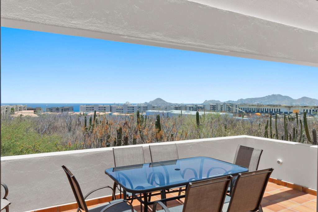 Los Cabos Camino Del Mar BEST DEAL IN CAMINO DEL MAR! Located in el Tezal, Los cabos, Upgraded home with Maids quarters, Marbel Floors and Grill area, Don't miss the Opportunity to own this 3-Bedroom, 3.5-Bath plus Maid quarters Home in Camino del Mar, Cabo San Lucas, Discover your dream home in the tranquil Camino del Mar community! fully furnished, turnkey property offers an unparalleled living experience for convenience and privacy. Low HOA Fees - Affordable livingResort-Style Amenities:24/7 Gated Security - Peace of mind day and night Sparkling Community Pool - Perfect for cooling off on warm Cabo days Fully Equipped Gym - Stay fit and active without leaving the community Beautiful Park - A serene space to enjoy nature and Pet Park. – Av Cotero, Cabo Corridor, BS
