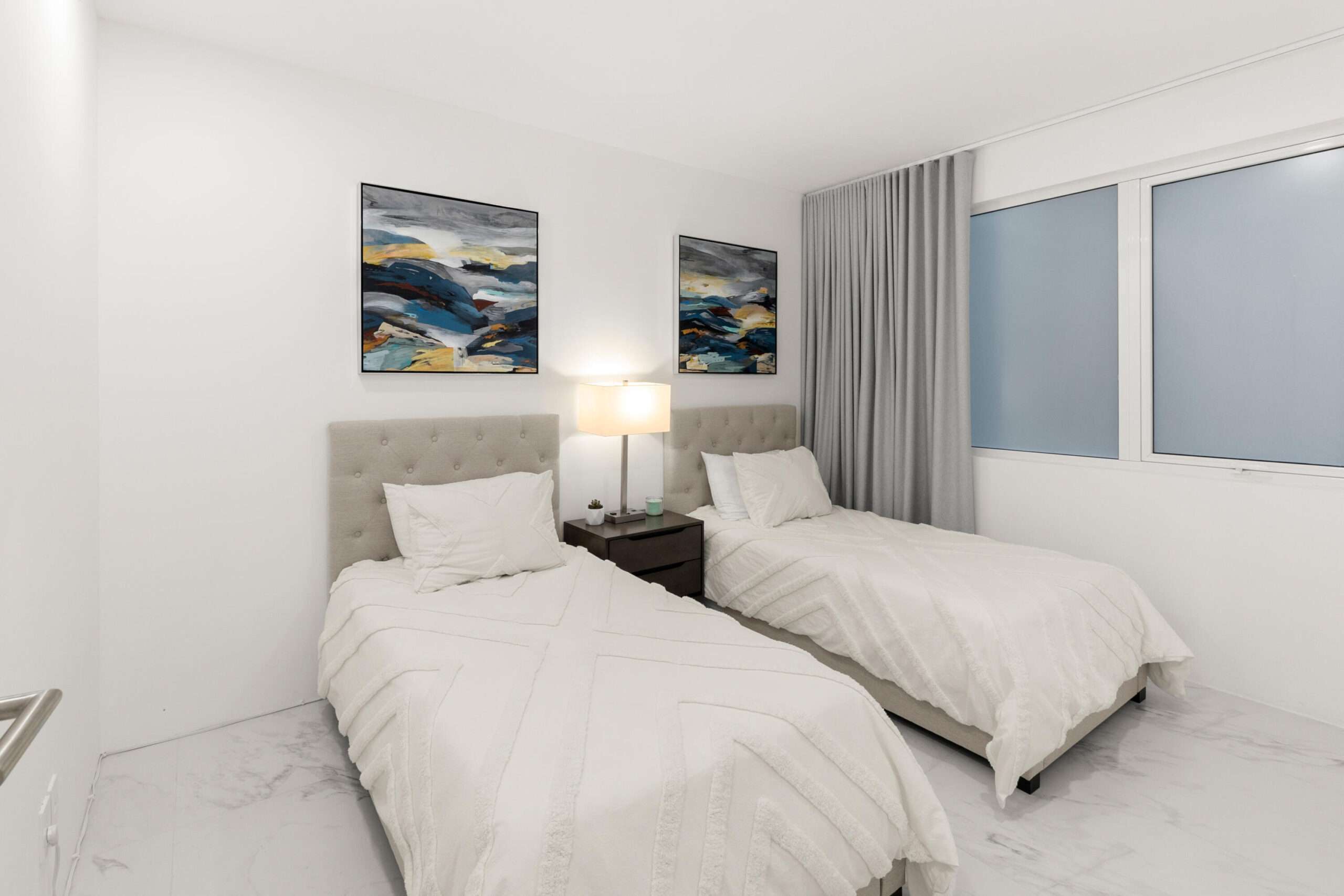 Los Cabos Marea Los Cabos Amazing 2 bedroom, 1.5 bath in the heart of Cabo, walking distance to the main beach and marina. All you need at a few steps. Great rental income property. for sale