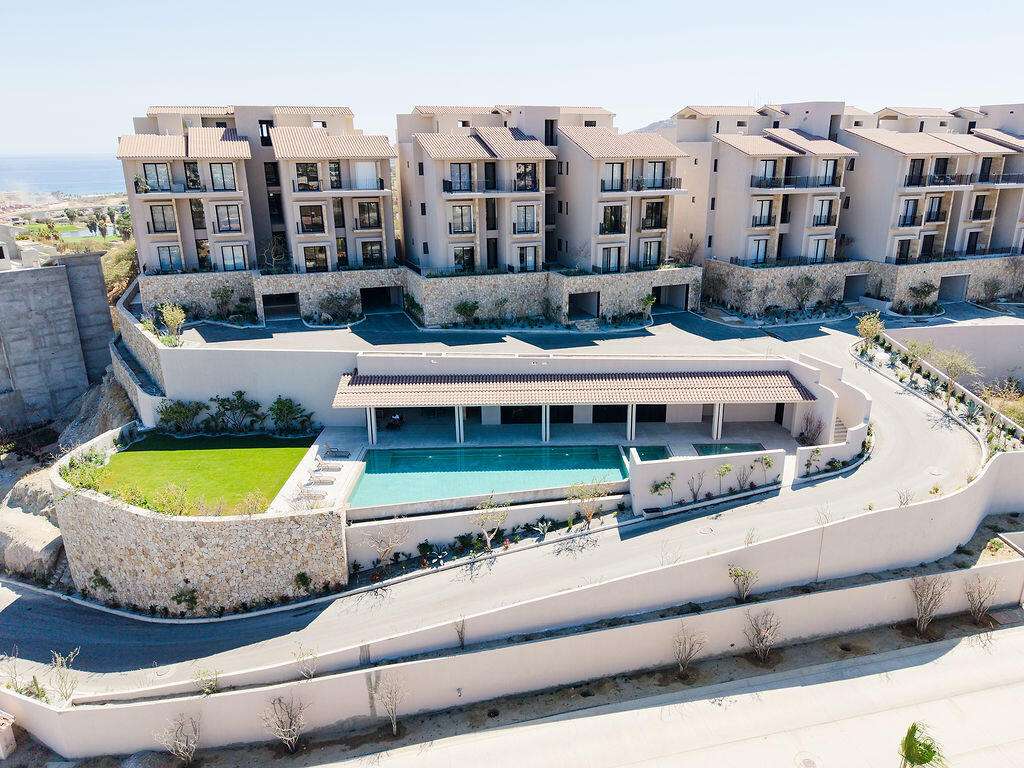 Los Cabos Solaria Solaria D-201 combines modern design, comfort, and sweeping for sale