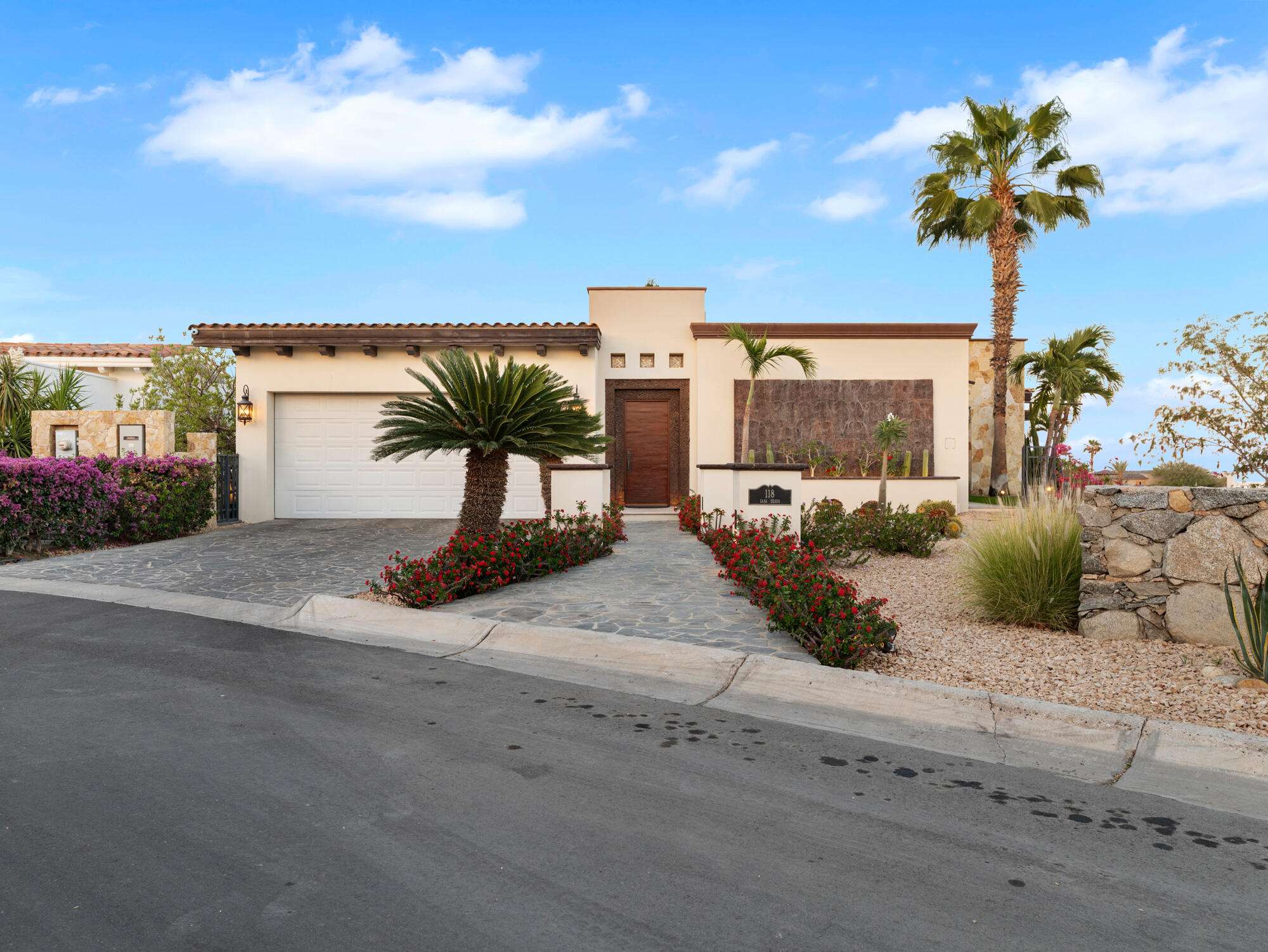 Los Cabos Laguna Hills Casa Piedra Sol is an extraordinary newly completed ocean for sale