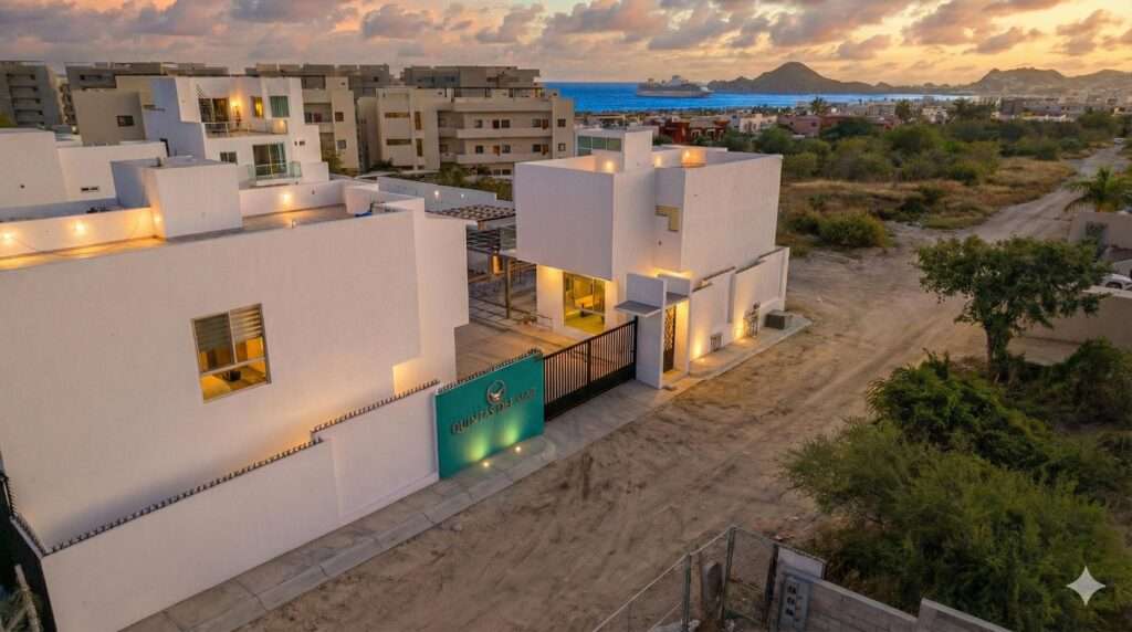 Los Cabos Terranova Beautiful turnkey two-story corner home located in the gated community of Terranova Residencial. The main level offers an inviting living and dining area, a kitchen with granite countertops and pantry. Also a flex room ideal as a guest bedroom or home office.The second level features three bedrooms, including a spacious primary suite with walk-in closet, bathtub, and double vanity, plus two additional bedrooms connected by a Jack-and-Jill bathroom.Enjoy a private backyard with an 80 m² garden, swimming pool, and BBQ area, perfect for entertaining. The rooftop terrace with pergola and BBQ area offers beautiful sunset – Casa Quintas del Mar #1, Cabo Corridor, Cabo Corridor, BS