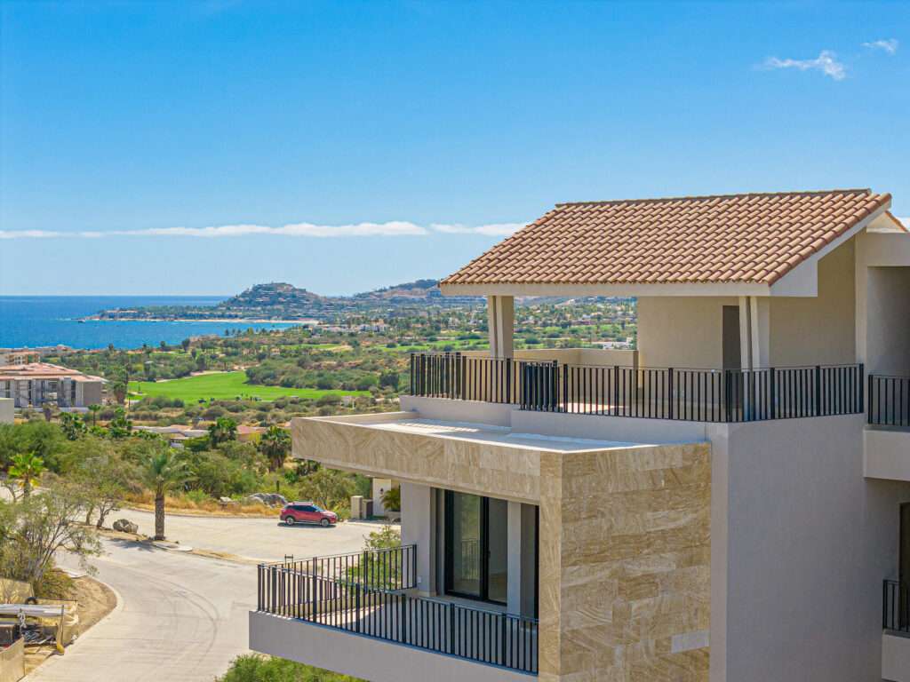Los Cabos Tamar Experience the perfect blend of comfort and convenience in this spacious 2-bedroom, 2-bathroom condo featuring breathtaking ocean – Costarena Penthouse, San Jose del Cabo, San Jose del Cabo, BS