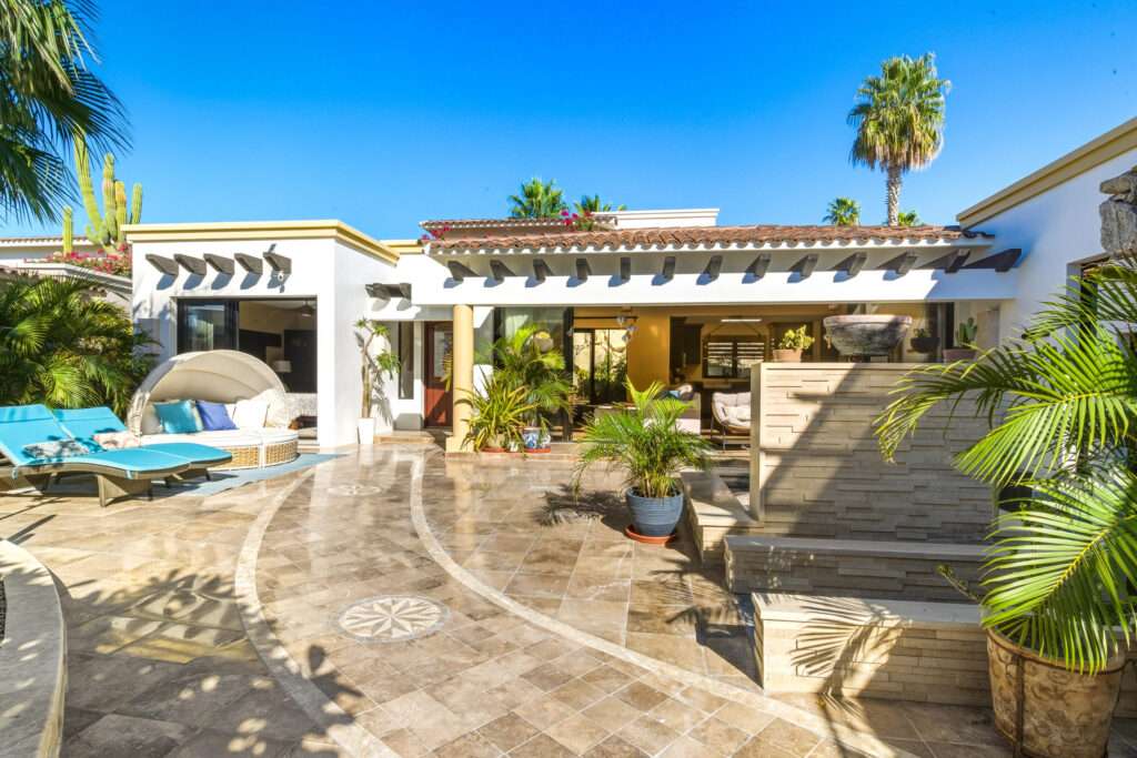 Los Cabos Rancho Par-El Cielito Hot sale! Priced to sell Modern Tuscan Townhome in El CielitoLocated atop Rancho Paraíso, this beautiful 3 bedroom, 3 bathroom corner unit offers privacy, and tranquility. Enjoy stunning ocean – Hermitage 37, Cabo Corridor, Cabo Corridor, BS