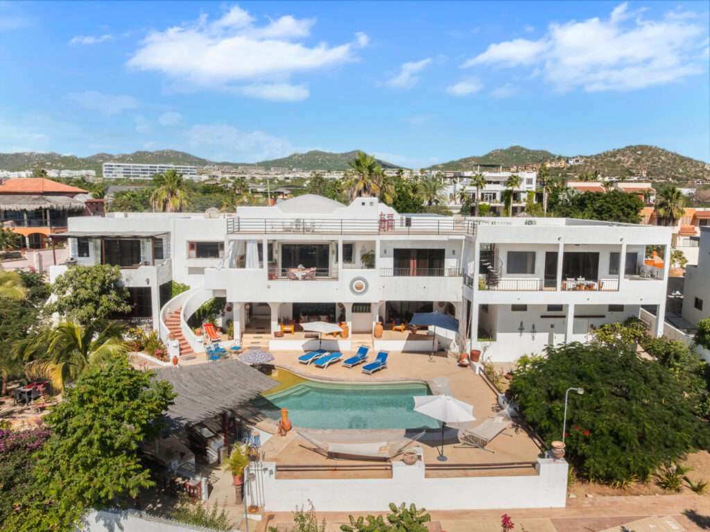 Los Cabos Residencial La Jolla Casa Devine is a luxurious, turnkey, fully-furnished, – Lote G y H Crispin Ceseña, Cabo Corridor, BS
