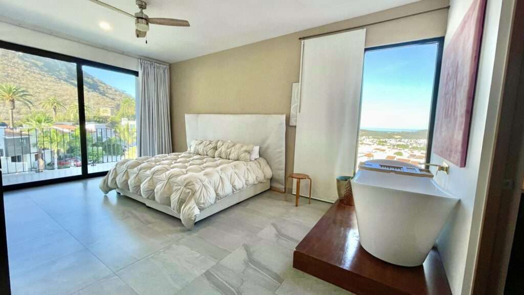 Los Cabos Marea Los Cabos Located in the exclusive Marea development, this 1,480 sq. ft. condo offers the premier downtown Cabo San Lucas lifestyle just 500 meters from Medano Beach. The contemporary, open-concept design features three spacious bedrooms--each with its own private balcony--and floor-to-ceiling windows that flood the sleek, white-cabinetry kitchen and living areas with natural light. This turnkey property is a lucrative opportunity for investors, coming fully furnished, equipped, and ready for immediate rental income with no renovations required. Residents enjoy premium community amenities, including 24/7 security, a lobby, a gym, and a sparkling pool. The standout rooftop terrace, with a jacuzzi , provides the perfect vantage point to take in the city – MIRO Armonia, Cabo San Lucas, BS