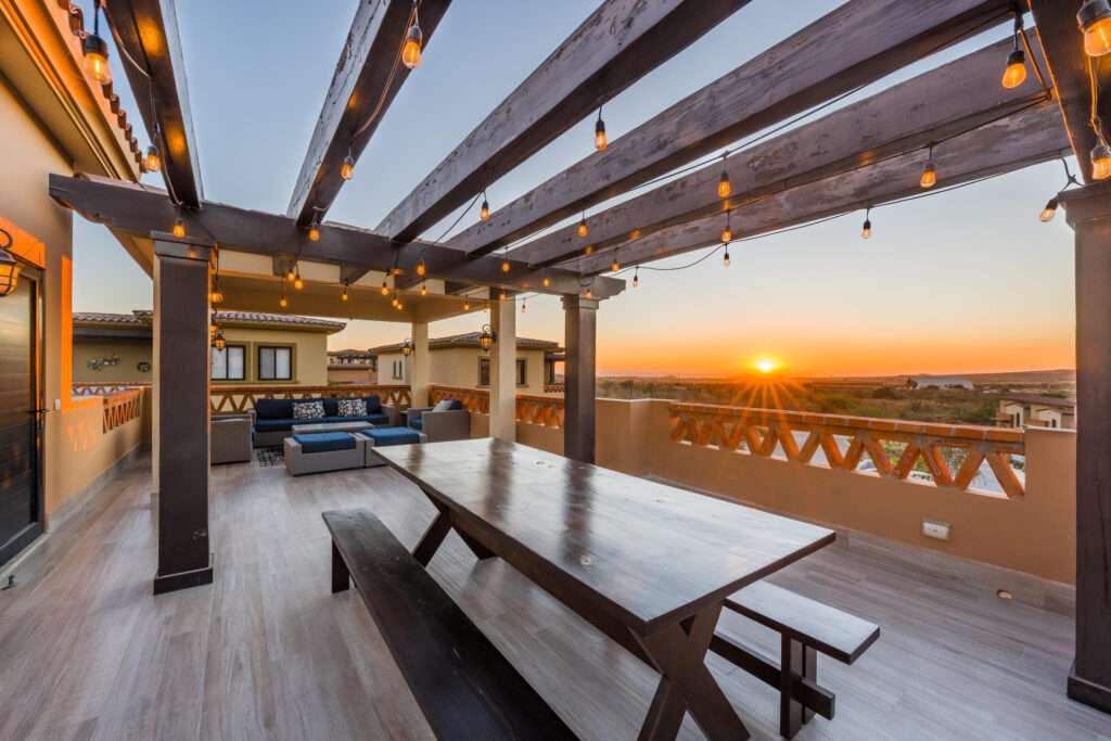 Los Cabos Monte Rocella *****PRICE REDUCTION*****Welcome to Monte Rocella, a planned master community in the heart of Tezal. This 3 bedroom 2 bathroom 4th floor level PENTHOUSE- OCEAN – Ocean & Sunset PH w Rooftop, Pacific, Pacific, BS