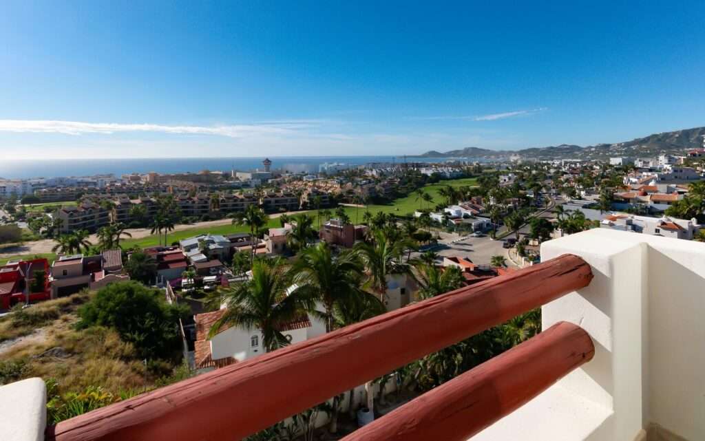 Los Cabos Hd Iii PRICED TO SELL!Featuring stunning 2-bedroom, 2-bathroom condo, located in the heart of Cabo San Lucas, offering excellent investment value and more than just a place to live; it's your own piece of paradise.Bright and comfortable, the condo is on the 3rd floor and includes a well-equipped kitchen, completely furnished interiors, 1 assigned parking space, and elevator access. Enjoy beautiful marina – P. Finesterra, San Jose del Cabo, BS