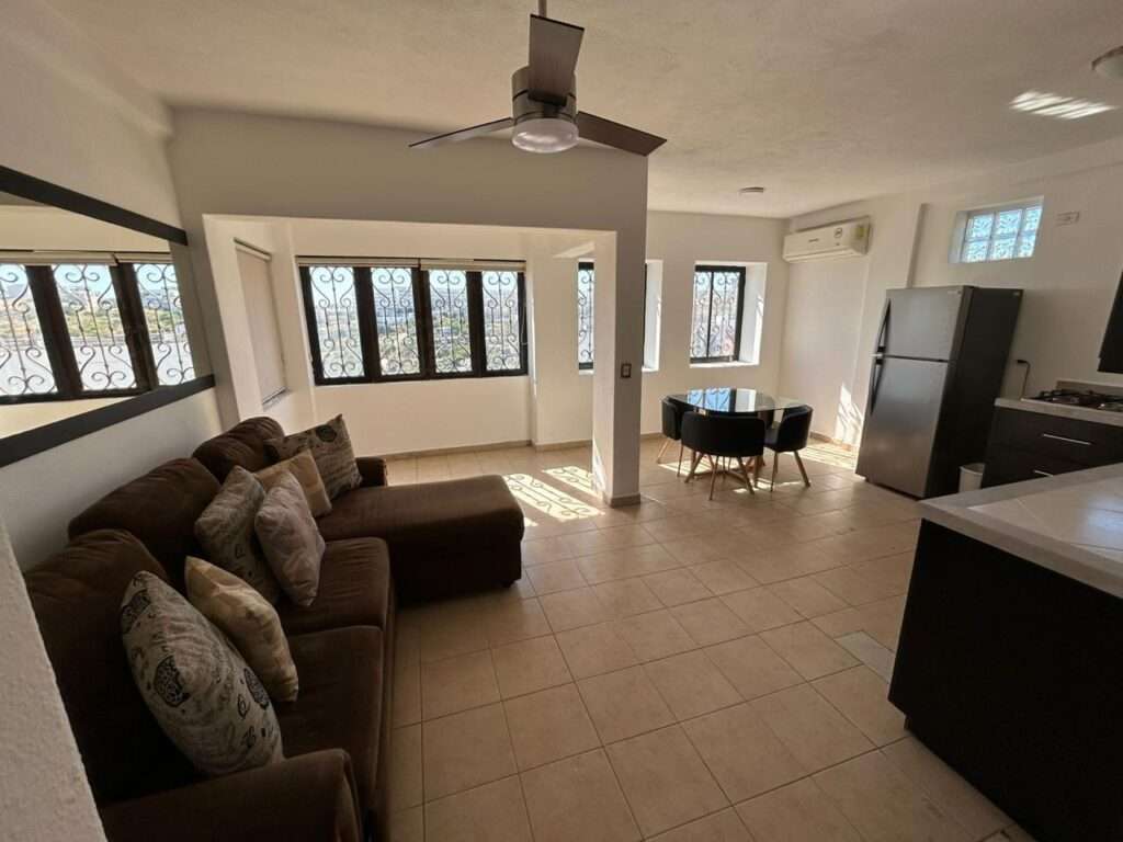 Los Cabos Residencial Coronado Location, Location, Location! Coronado Residence, ideally situated in San José del Cabo. This prime location offers unparalleled access to downtown San José del Cabo and the vibrant Art District, providing an exceptional environment for both living and working.Coronado Residence features a limited collection of 11 condominiums and 2 commercial spaces, ensuring a luxurious experience at a competitive price point. This a Penthouse 3-bedroom, layouts with corresponding 3 bathrooms, roof garden, open-concept kitchens equipped with high-quality appliances, and air conditioning for optimal comfort. Residents will also benefit from luxury amenities including a gated lobby with secure access, and a rooftop garden featuring an exclusive social area, jacuzzi, gym, and grill for alfresco enjoymen – PROLONGACION 5 DE MAYO, San Jose del Cabo, BS