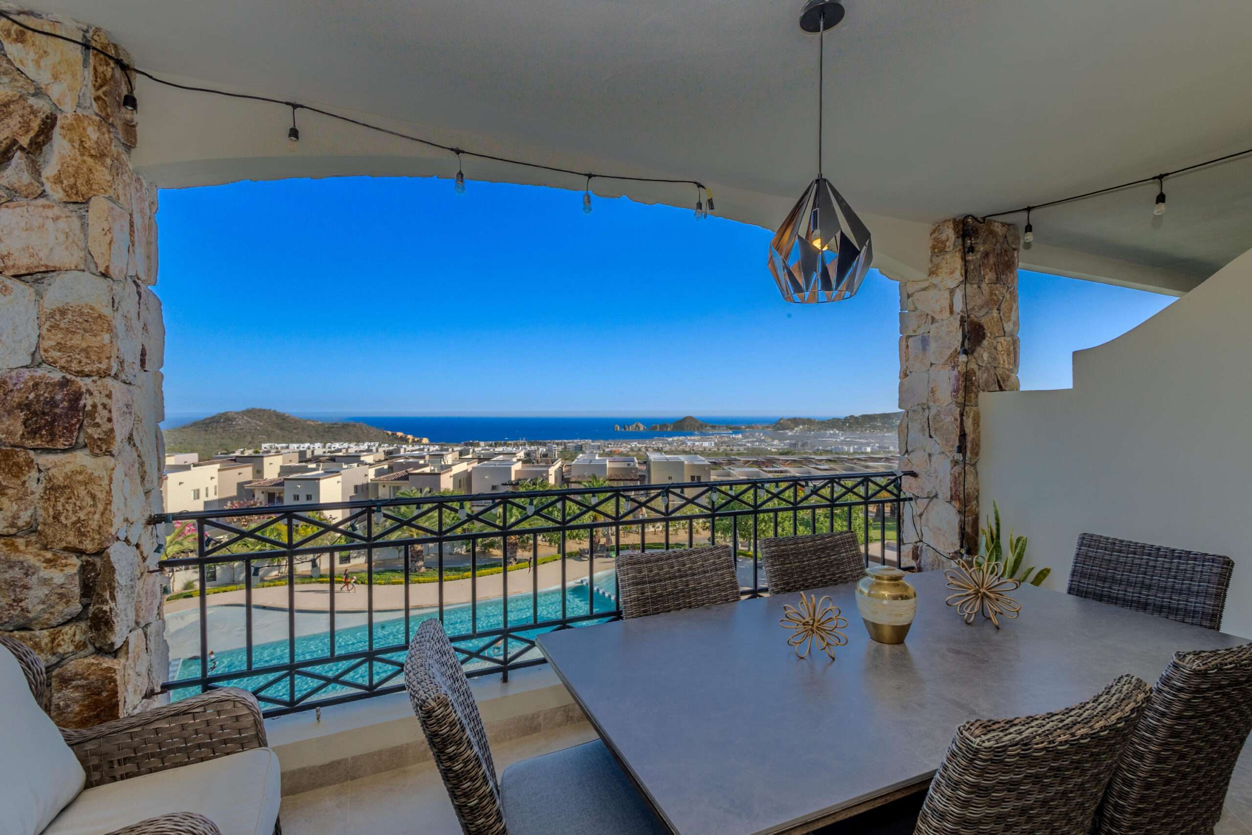 Los Cabos Ventanas Perched in a breathtaking setting with sweeping ocean for sale