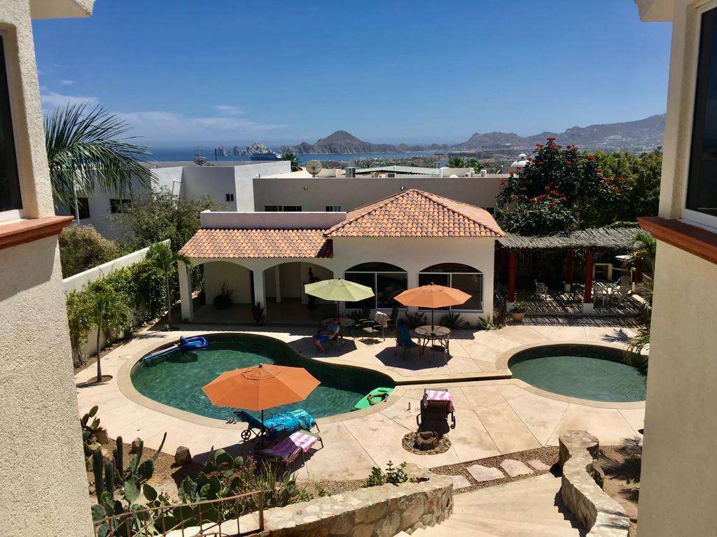 Los Cabos Aromi Residences Discover Aromi Residences in El Tezal's premium zone, Cabo San Lucas: innovative design fused with Baja's splendor. 10 min from Medano Beach, 44 luxury apartments & 15 private homes offer panoramic for sale
