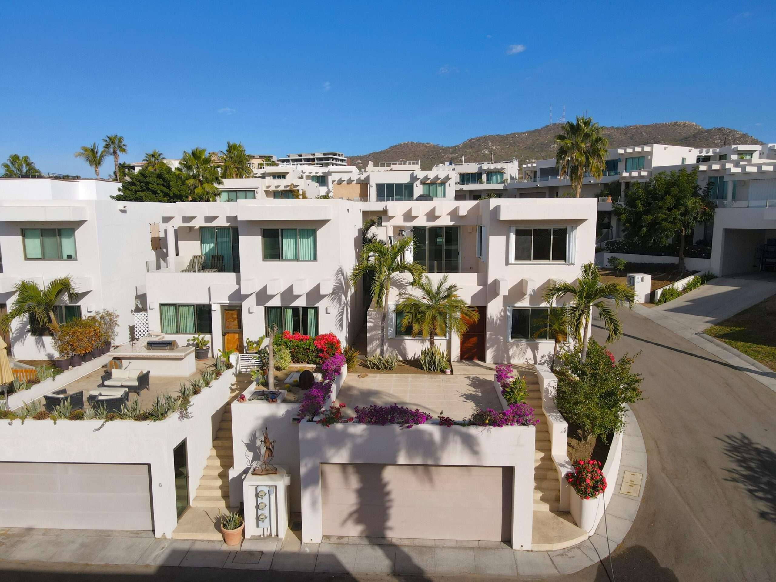 Los Cabos Vistana Spacious, clean, and comfortable home located in Vistana Del Cabo community. This well designed property features 3 bedrooms and 2 bathrooms on the main floor, offering privacy and convenience for everyday living.The second level offers a bright open-concept layout that seamlessly connects the living room, family (day) room, dining area, kitchen, and a full bathroom perfect for entertaining or relaxing with family.Enjoy access to a rooftop terrace with stunning 360 degree for sale