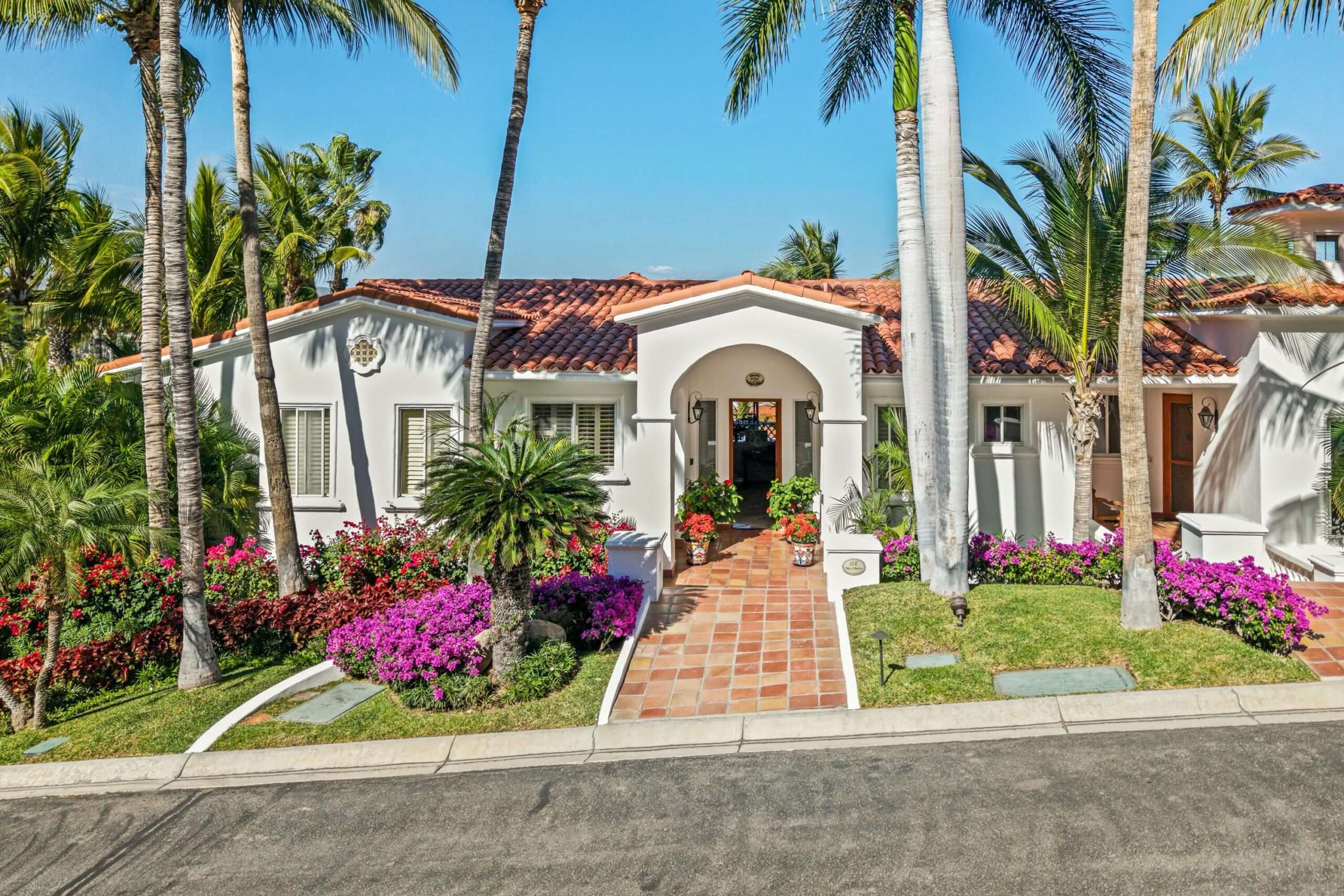 Los Cabos Las Mananitas Few properties offer this rare balance of for sale