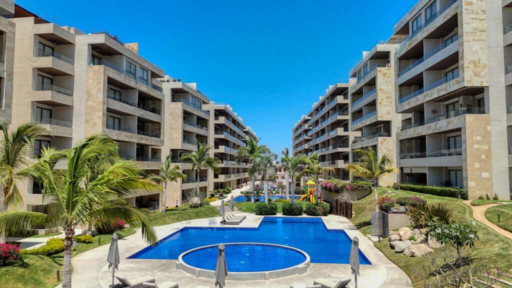 Los Cabos La Jolla Incredible opportunity to live in the desirable OCEANFRONT community of La Jolla! This turn-key ground level corner unit studio includes its own large private terrace. Would make a for a perfect investment or vacation property. Conveniently located near the on-site laundry room, and steps away from one of the two salt water community pools and beach access. Very quiet location and 24/7 security! A must-see! for sale